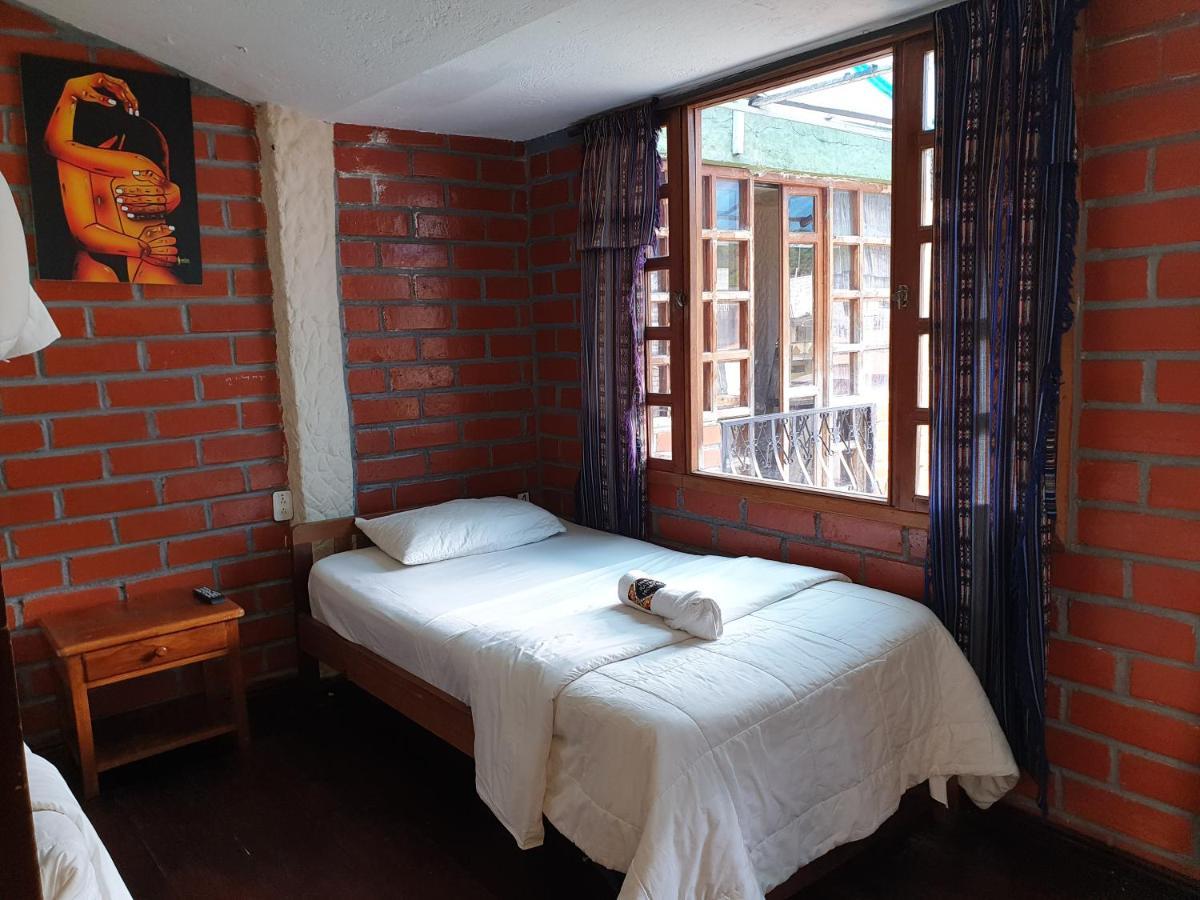 Hostal Inti Raymi Backpackers Baños Exterior foto